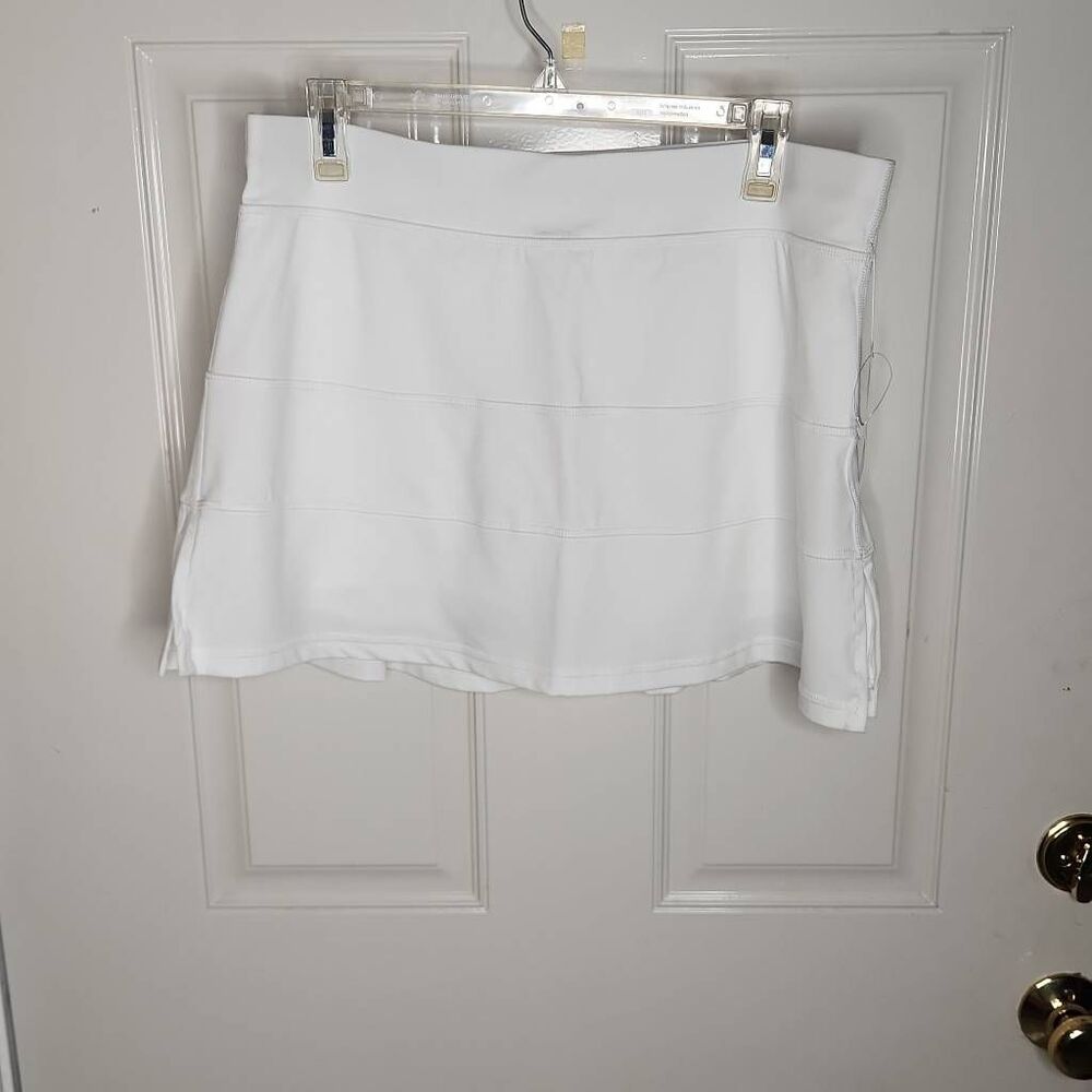 Sofibella white tennis 14" skort women's size XL